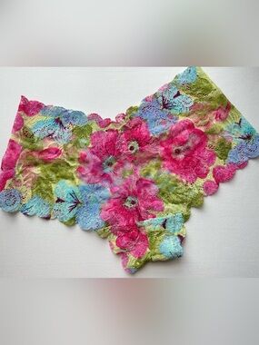 Y2K Victoria’s Secret Floral Lace Cheeky Panties Size Small